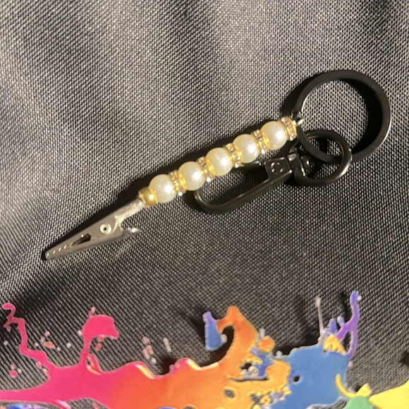 Beaded Jewelry, Custom Purse-Pulls, Keychains and ATM Grabber - Picture 6 of 14